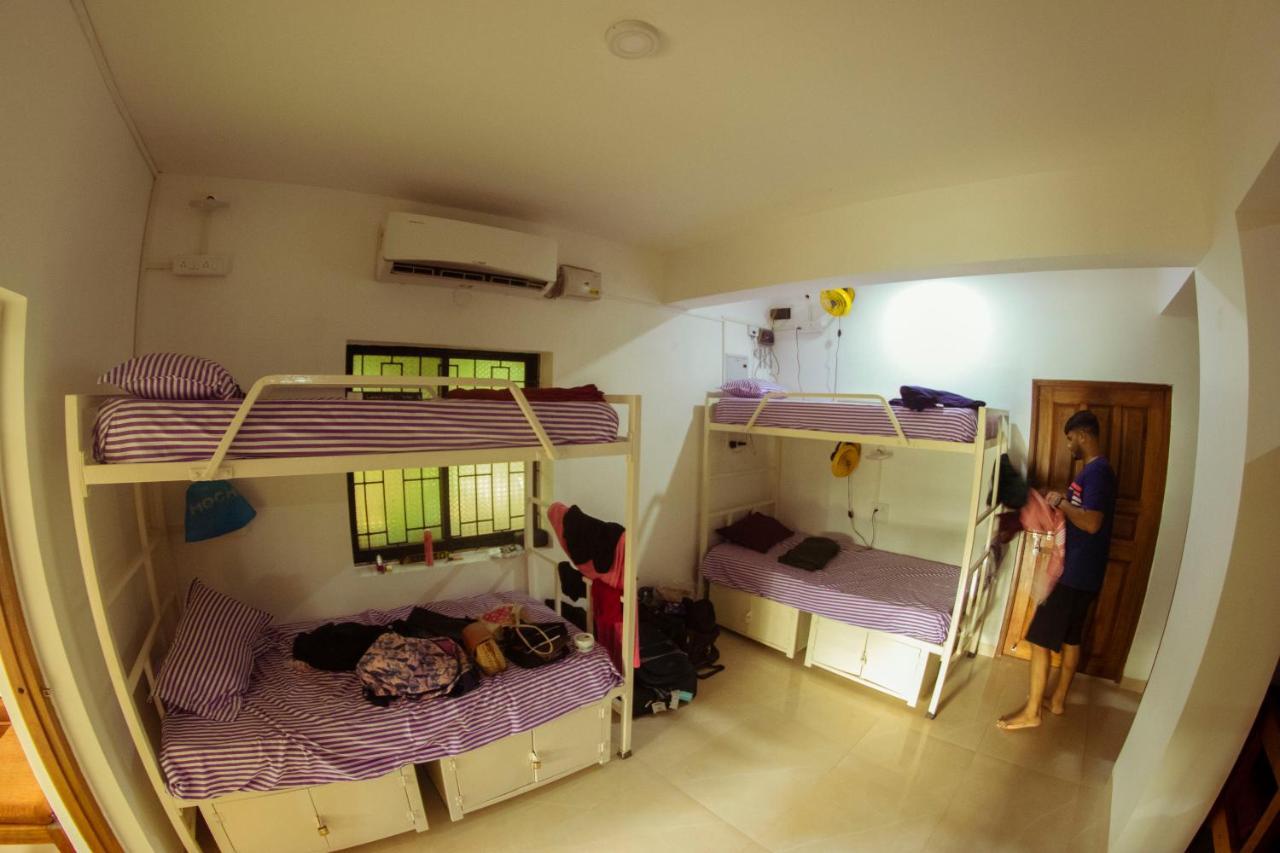 Bonds Hostel 坎多林 外观 照片