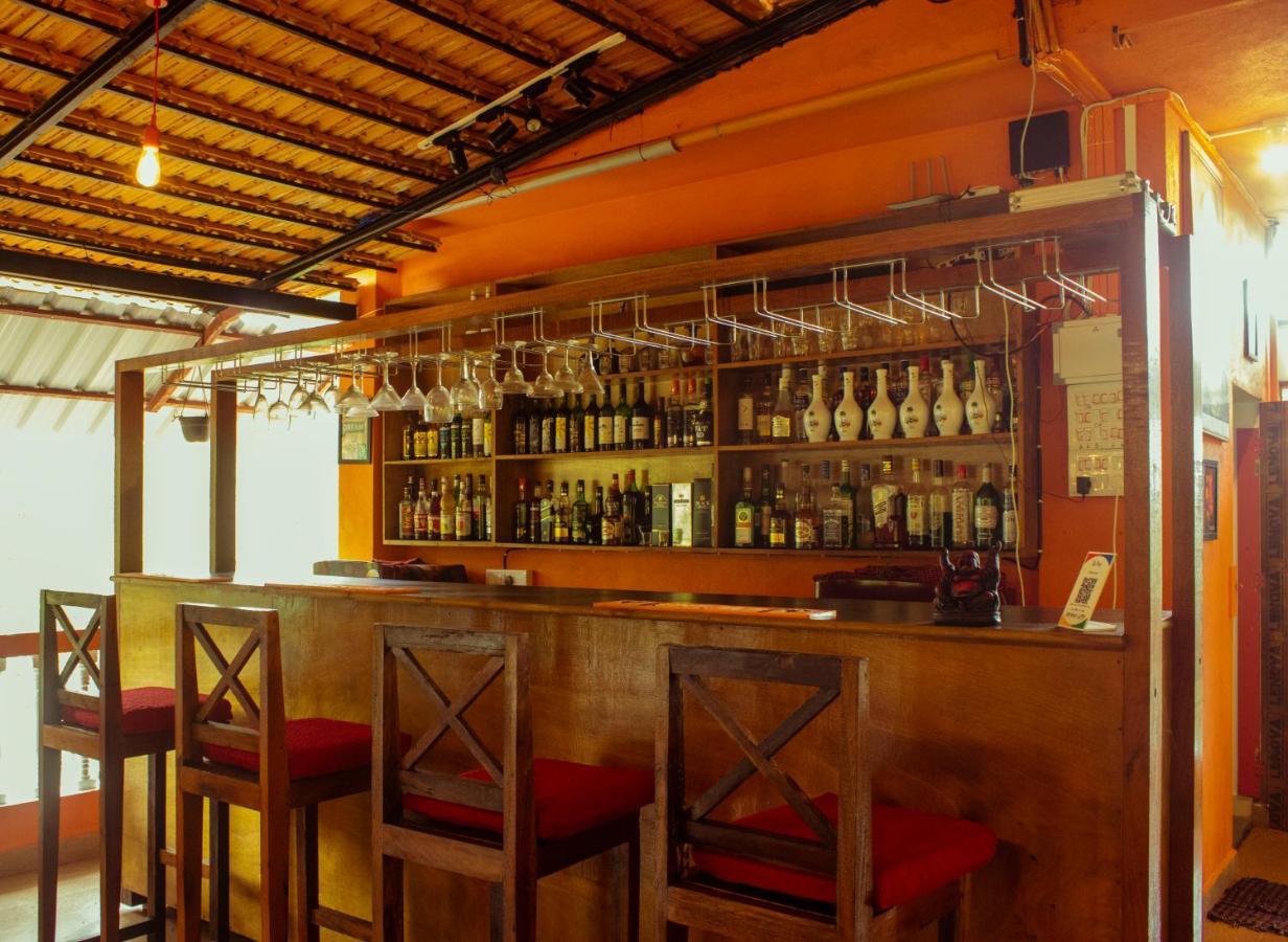 Bonds Hostel 坎多林 外观 照片
