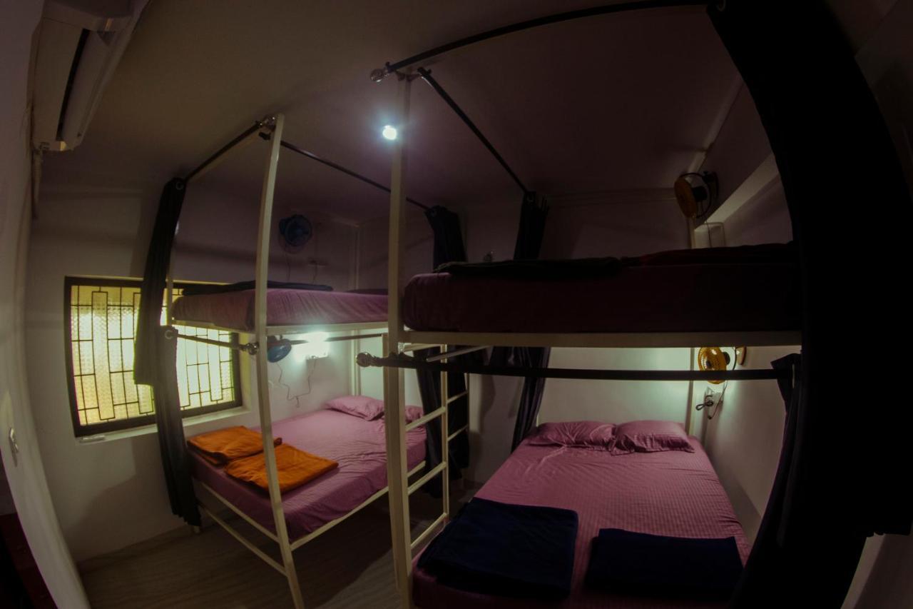 Bonds Hostel 坎多林 外观 照片
